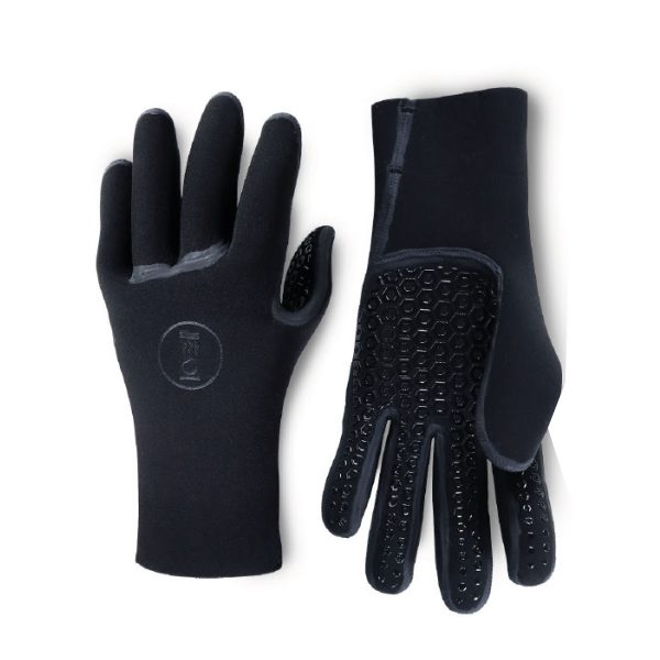 Fourth Element 3mm diving gloves