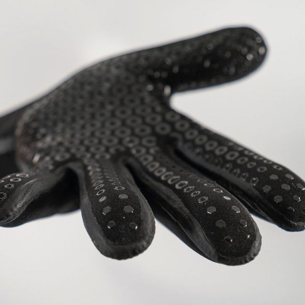 Grip detail of the Fourth Element 3mm gloves