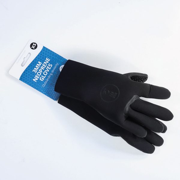 Fourth Element 3mm gloves packaging