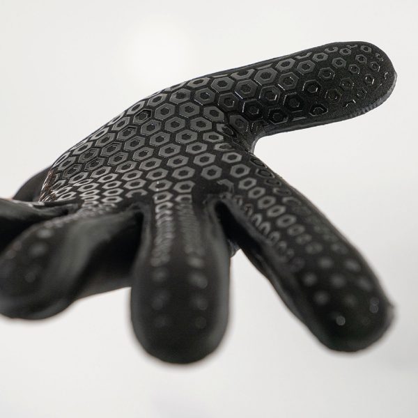 Grip detail of the Fourth Element 5mm gloves