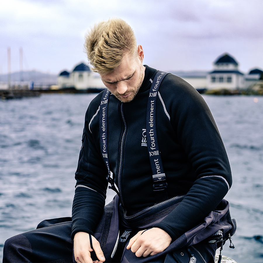 https://thehonestdiver.com/wp-content/uploads/2020/06/Fourth-Element-Arctic-Undersuit-One-Piece-Diver.jpg
