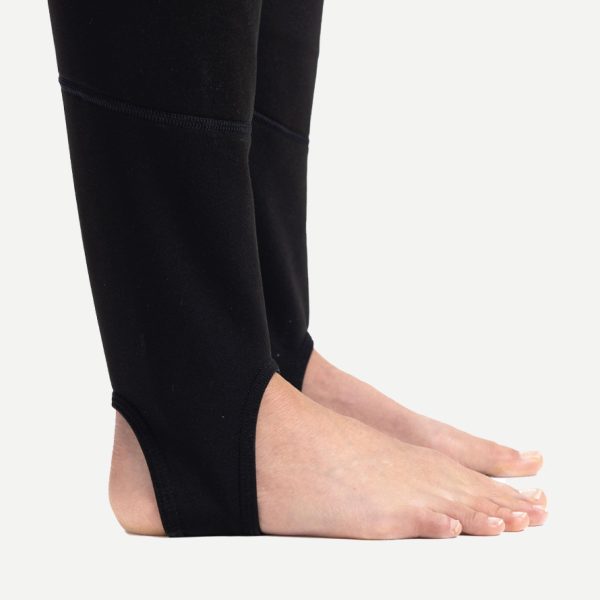 Close up of the feet on the Fourth Element Ladies Arctic Leggings