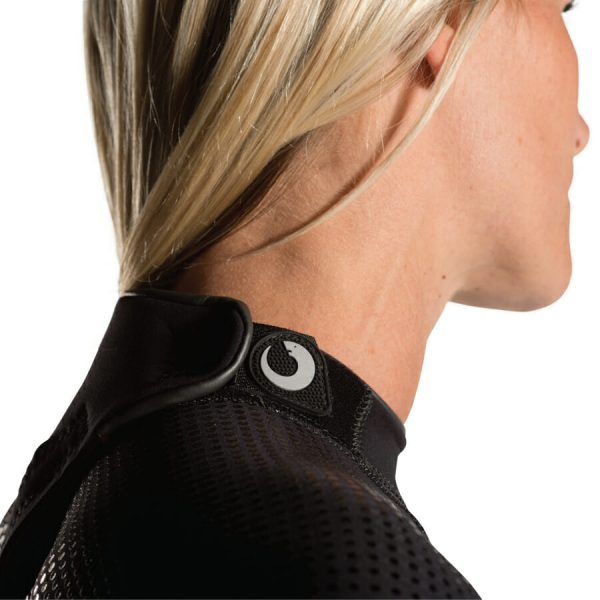Close up of the Women's Fourth Element Xenos Wetsuit zip cover