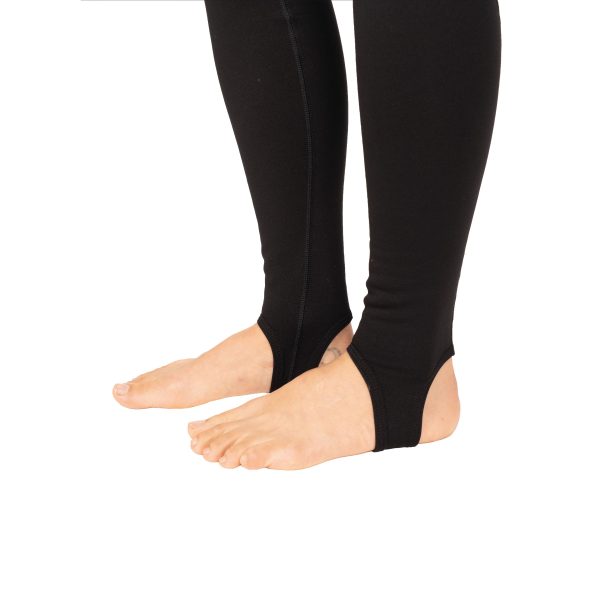 Close up of the Fourth Element ladies Xerotherm leggings stirrups