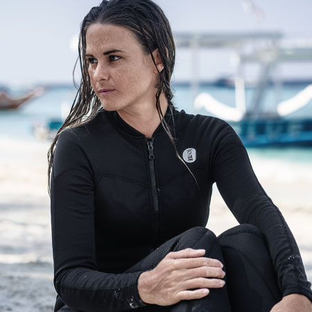 https://thehonestdiver.com/wp-content/uploads/2020/06/Ladies-Fourth-Element-Thermocline-One-Piece-Suit.jpg