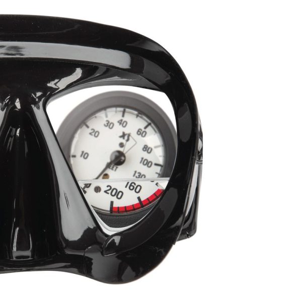 Magnifying power of the XS Scuba Gauge Reader Mask