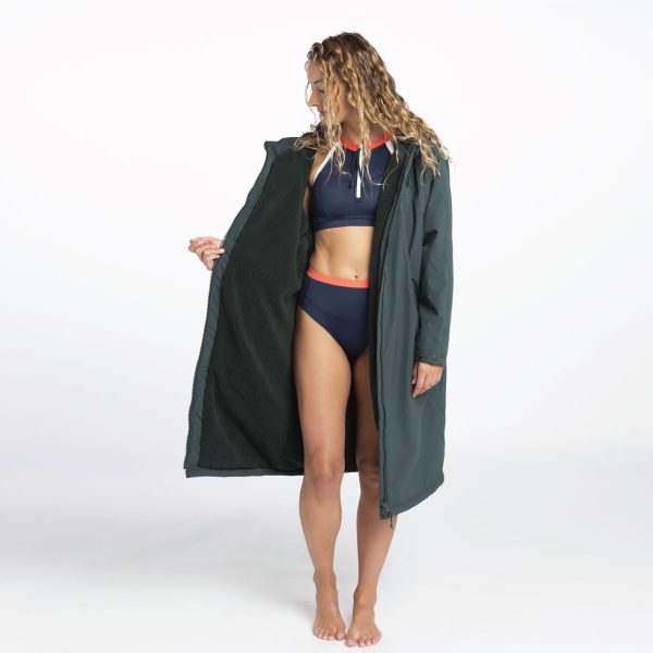 Fleece lining on the green Fourth Element Tidal Robe